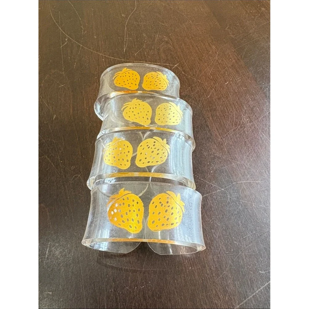 Set of 4 Clear Napkin Rings with Gold Strawberry Motif